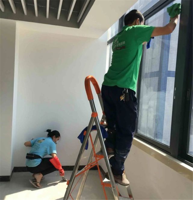 專業服務開荒保潔開荒保潔提供樓宇開荒保潔,醫院開荒保潔等服務