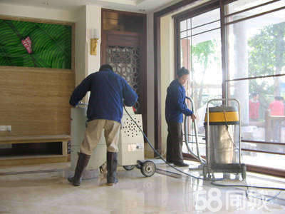 12年品牌服務全長沙開荒保潔提供樓宇開荒保潔、商場開荒保潔等服務